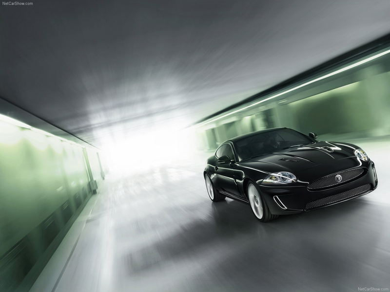 Illustration for article titled 2010 Jaguar XKR: 510 HP Pussycat Kills Even Faster